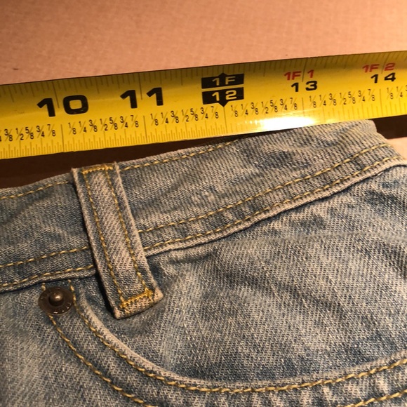 Tilt brand denim shorts. Juniors size 1. Barely worn. Excellent condition. - Picture 7 of 7